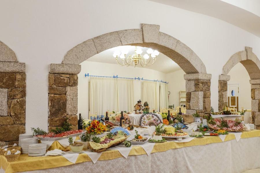 Nicolaus Club Li Cucutti Otel Agrustos Dış mekan fotoğraf