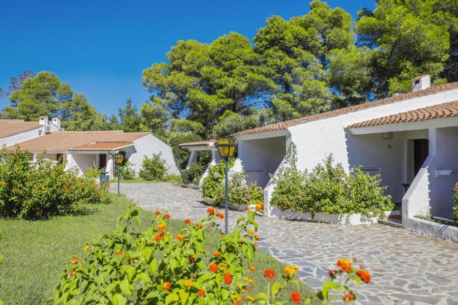 Nicolaus Club Li Cucutti Otel Agrustos Dış mekan fotoğraf